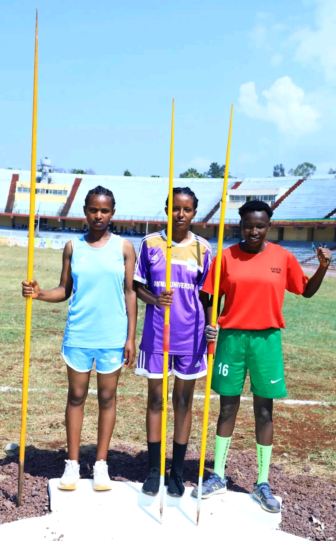 Yuunivarsiitiin Salaalee  tapha darbannaa eeboo dubartootaan meedaaliyaa naasii argate.